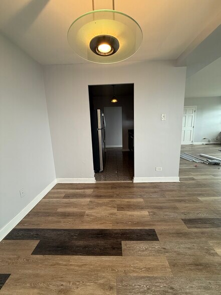 Building Photo - 4230 N Marine Dr