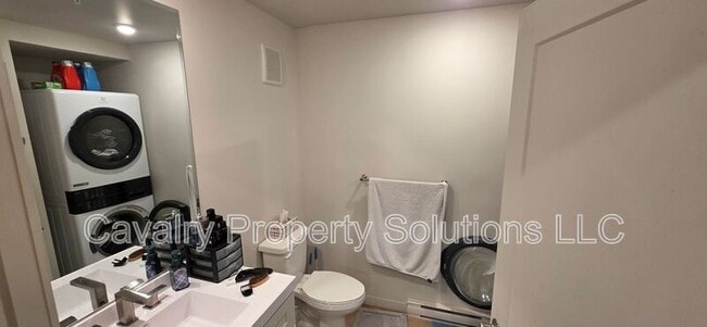 Building Photo - 1221 Commonwealth Ave