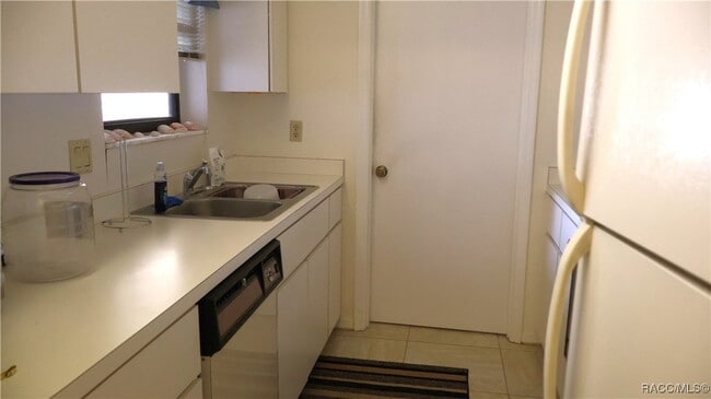 Building Photo - 115 E Hartford St