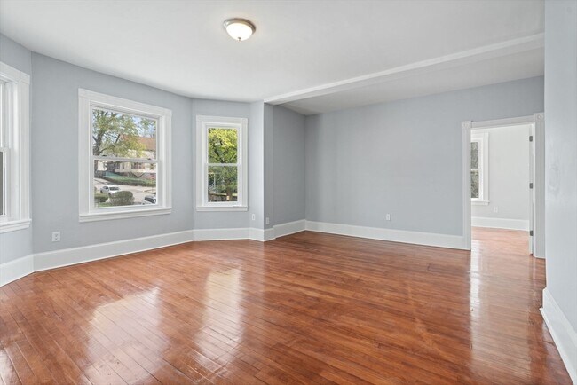 Building Photo - 24 Vinton St