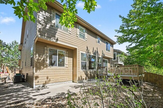 Building Photo - 3000 Fox Sedge Ln