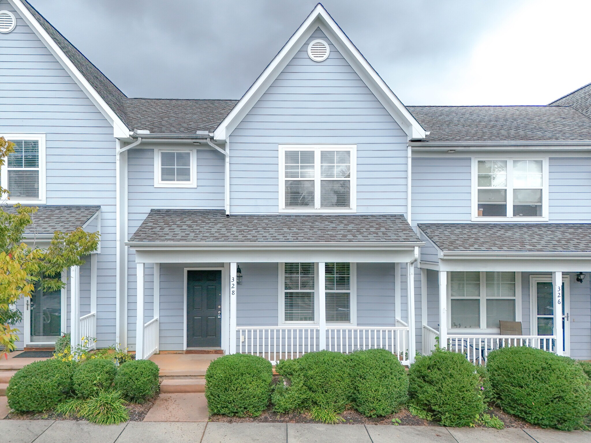 Building Photo - 328 Marquette Ct