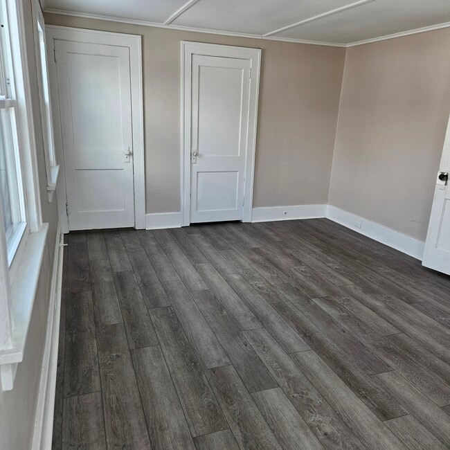 Building Photo - 35 Buffalo St