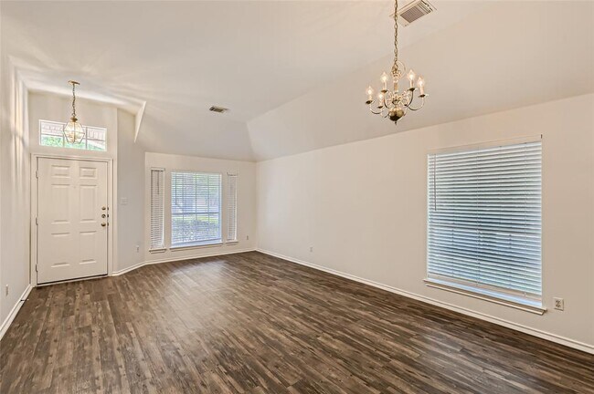 Building Photo - 3948 Artesia Bend