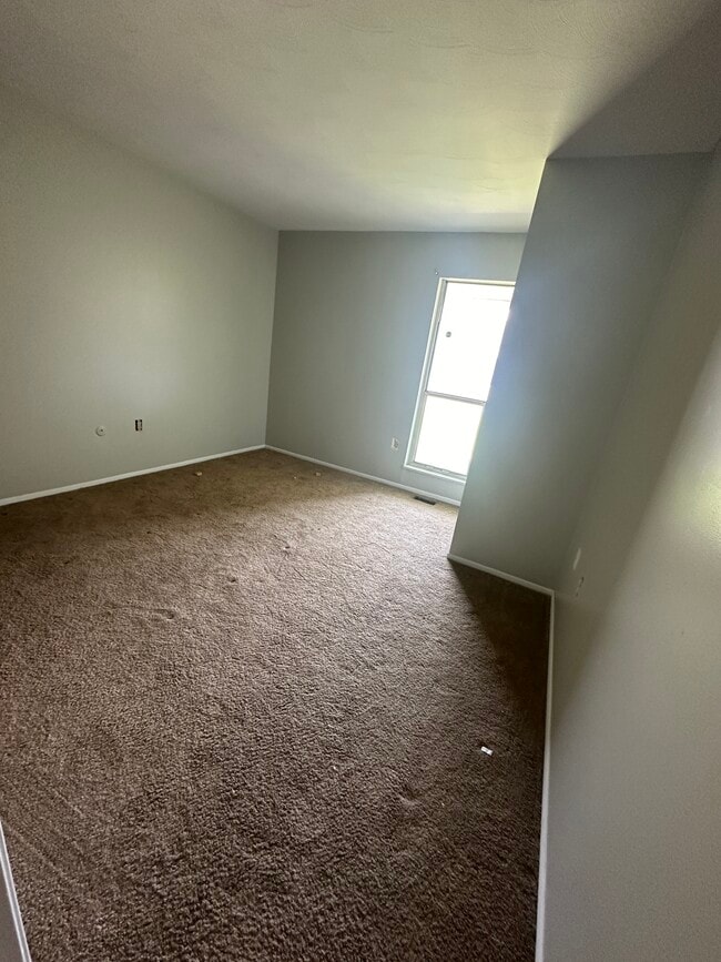 Building Photo - Clemens unit D