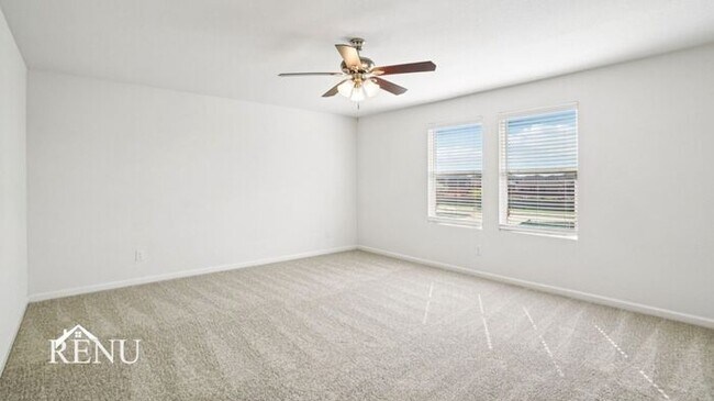 Building Photo - 758 Oakhurst Dr