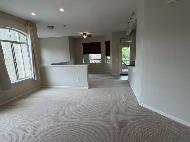 Building Photo - 9900 Wilbur May Pkwy