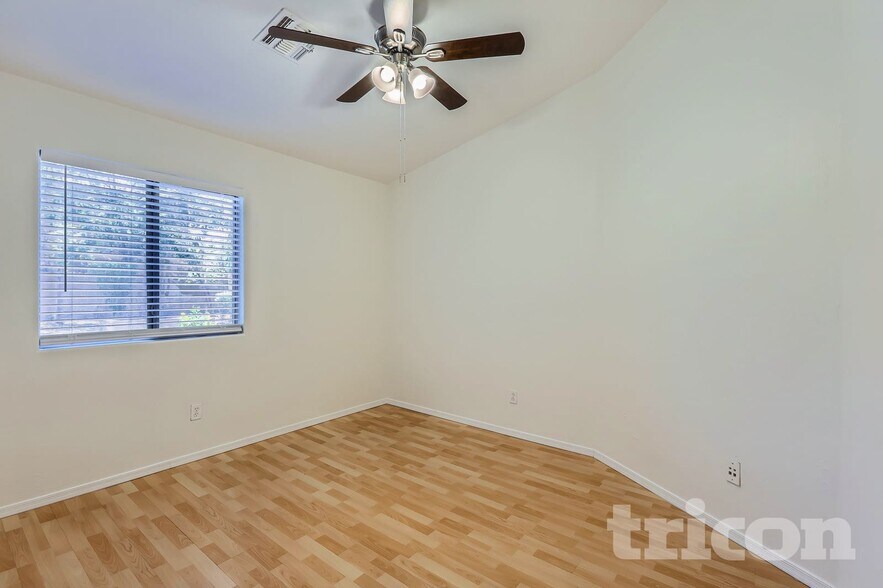 Building Photo - 2733 E Gary Way