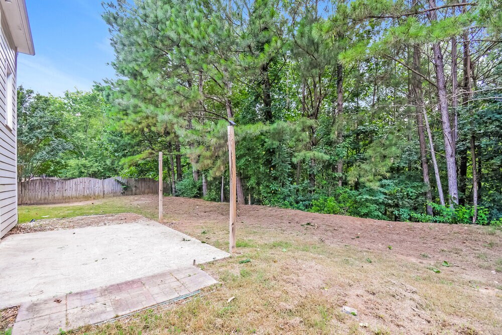 Building Photo - 226 Elmbrook Ln