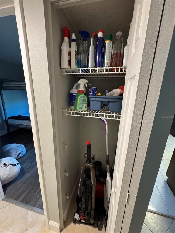 Building Photo - 109 Pine Ct