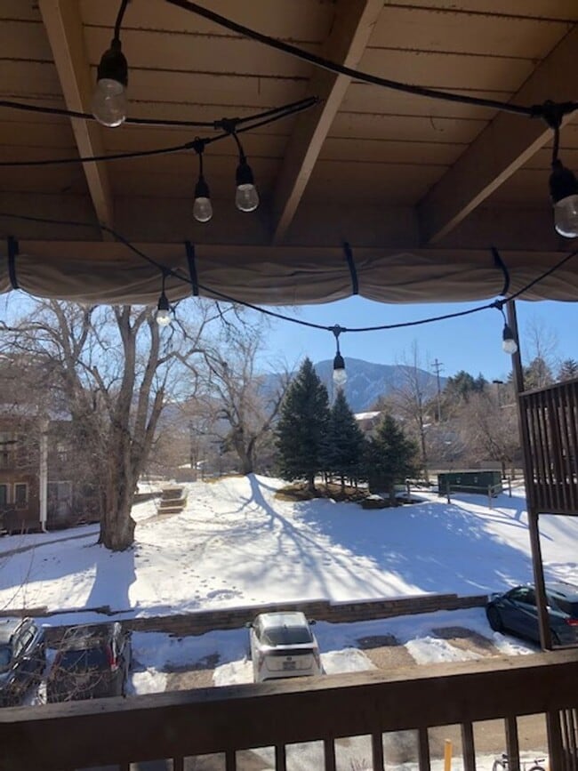 Building Photo - Furnished or Unfurnished One Bedroom / One Bath Apartment in Central Boulder