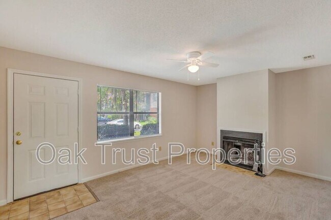 Building Photo - 593 Travelers Blvd