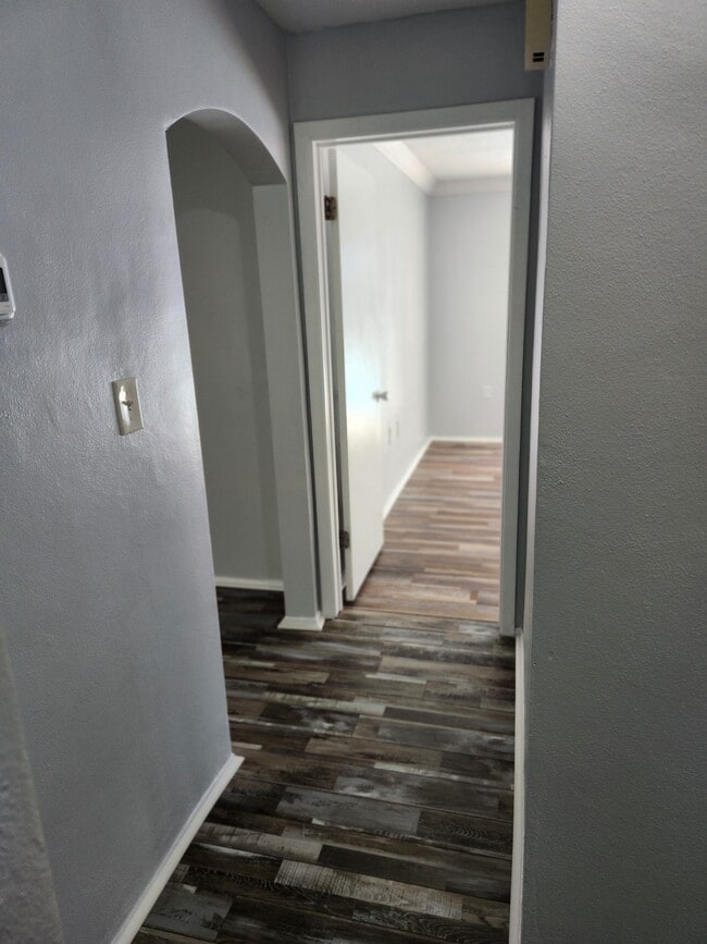 Building Photo - 9837 Marlinton Ln