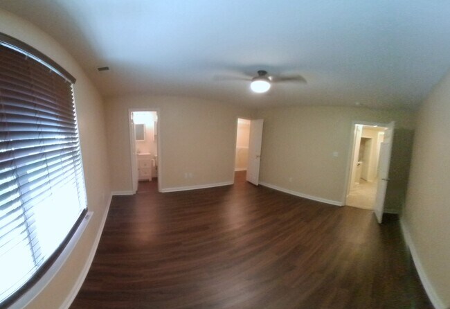 Building Photo - 103 Pinter Ct