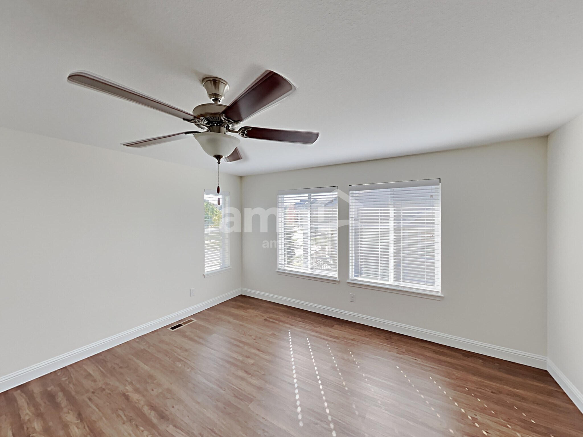 Building Photo - 12749 Ventana St
