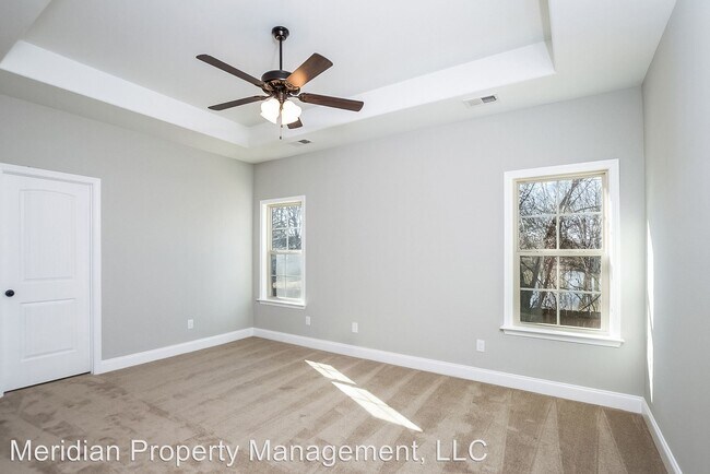 Building Photo - 4 br, 3 bath House - 3557 Avis Lane