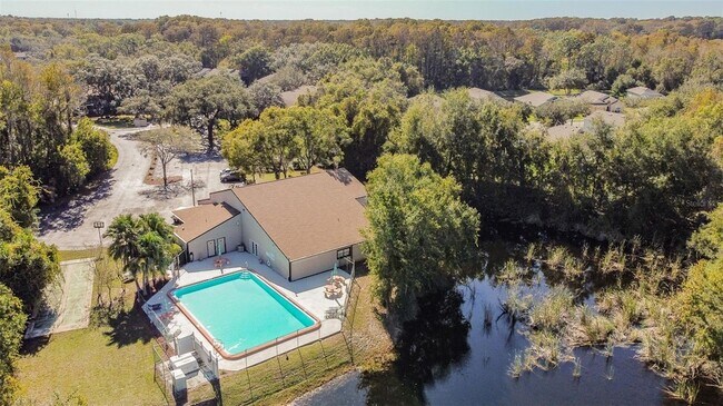 Building Photo - 11550 Baywood Meadows Dr