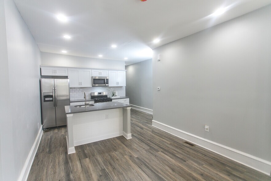 Building Photo - 6217 Haverford Ave