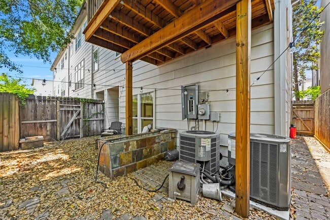 Building Photo - 4248 Feagan St