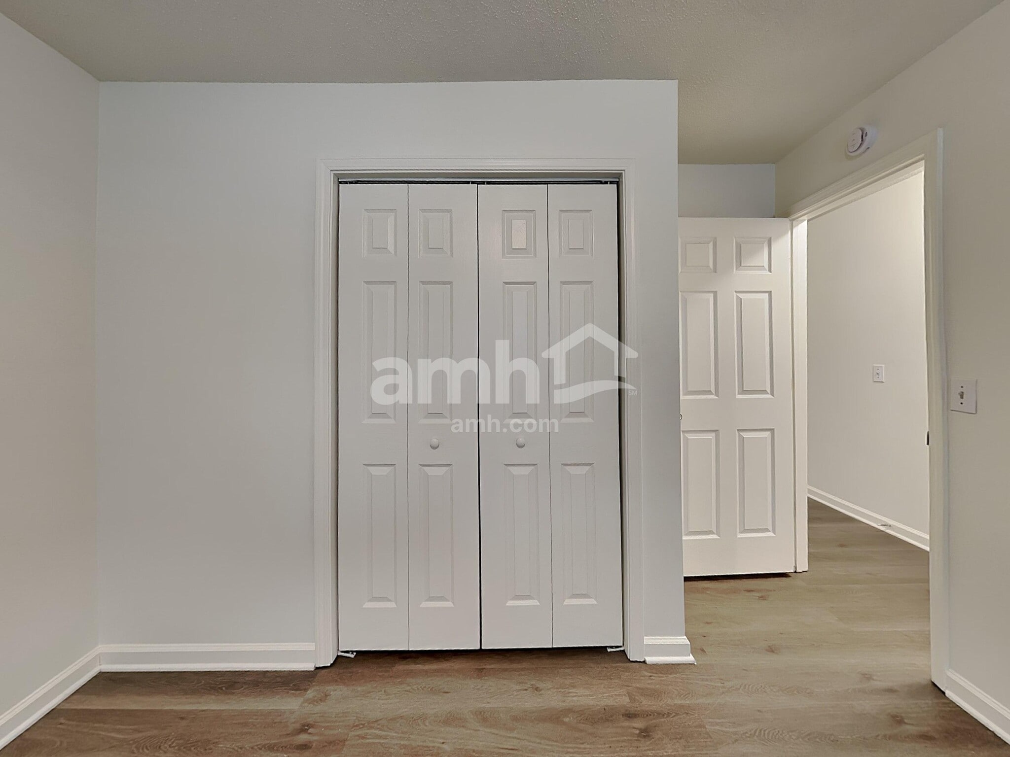 Building Photo - 4020 Landerwood Dr
