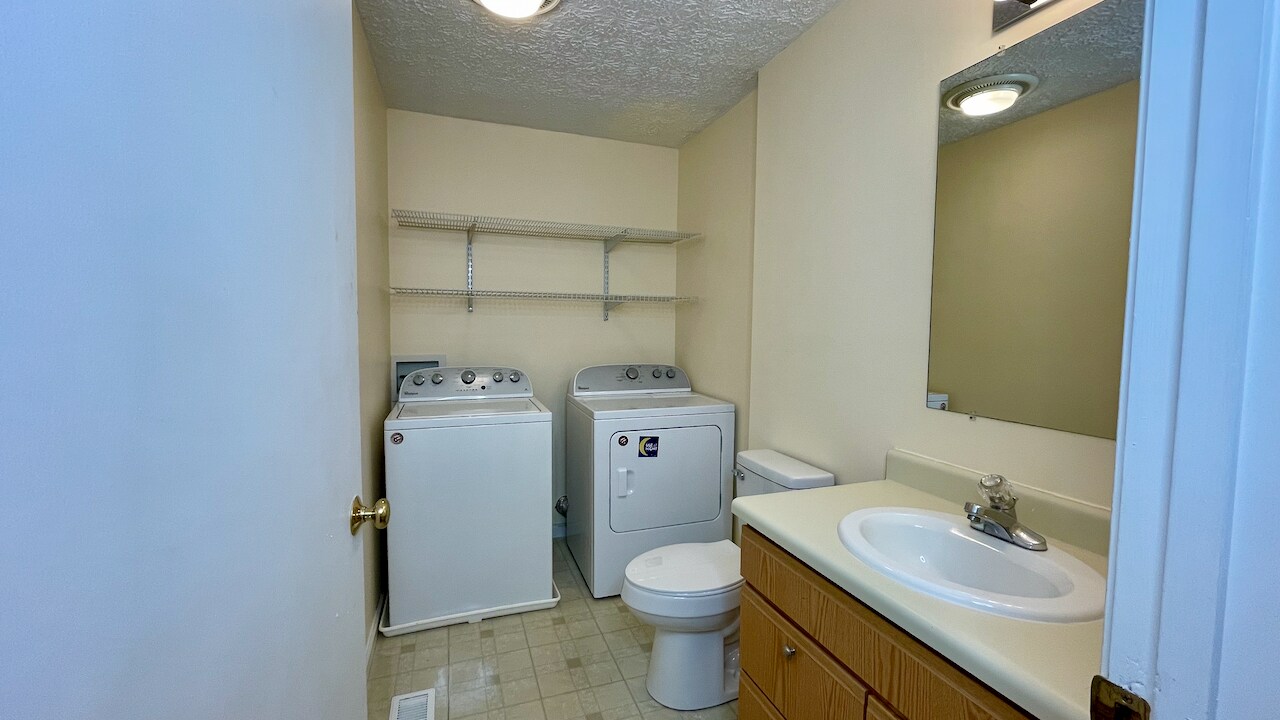 Building Photo - 30 True Way Ln
