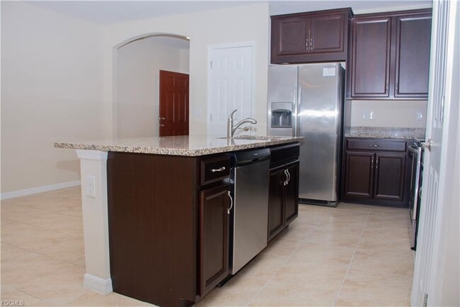 Building Photo - 3724 Crofton Court