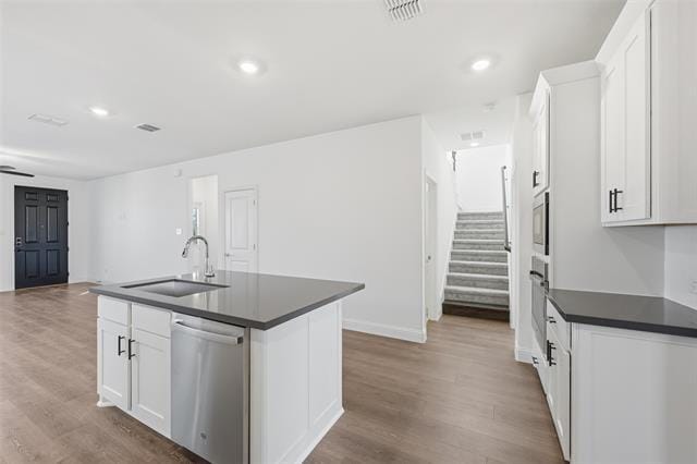 Building Photo - 108 N Sky Dr