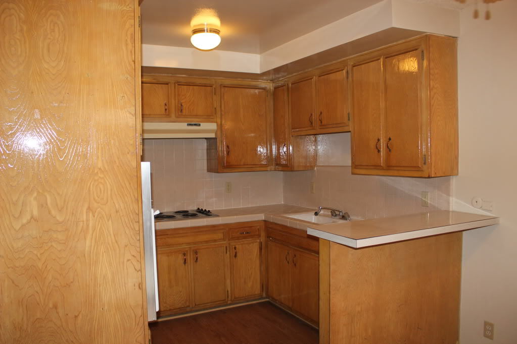 Building Photo - 15444 Vanowen St