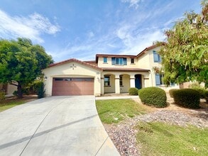 Building Photo - 30136 Sutton Ct