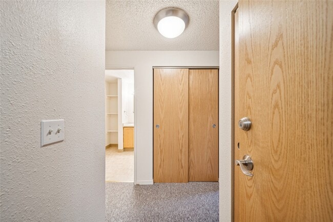 Building Photo - 2610 Mill Bay Rd