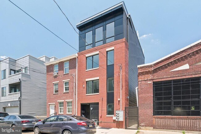 Building Photo - 1437 Parrish St