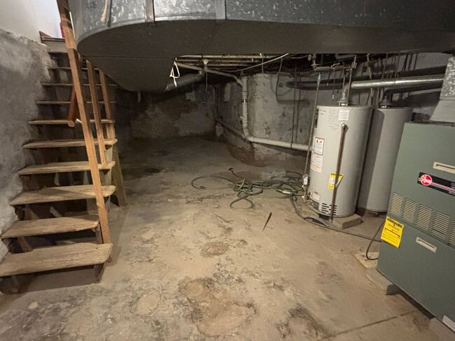 Building Photo - 1039 Leiper St