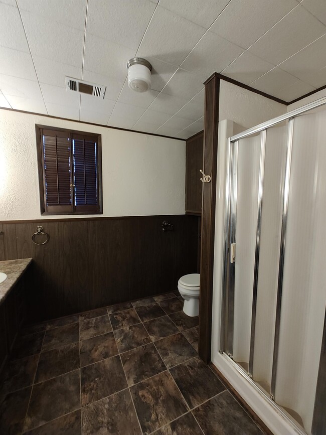 Building Photo - 1110 Johnson Ave