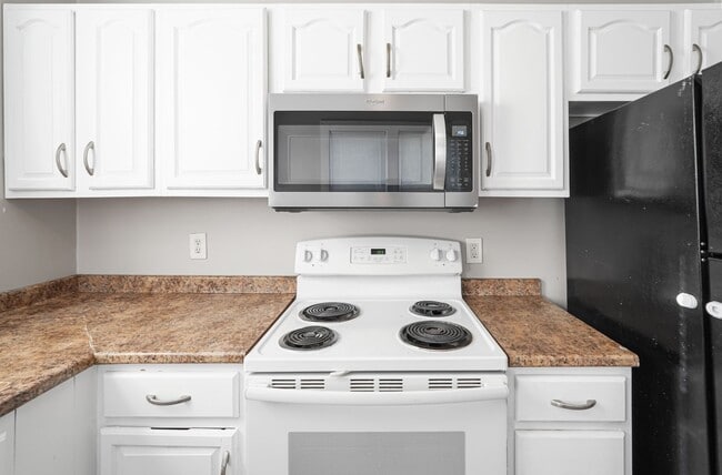 Building Photo - 9-11 Frederick St