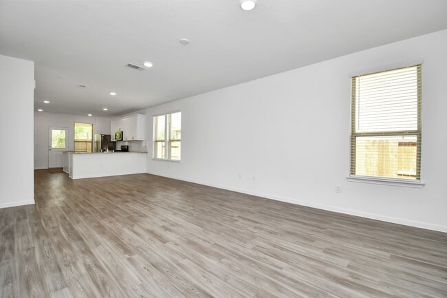 Building Photo - 16150 Elbridge Ct