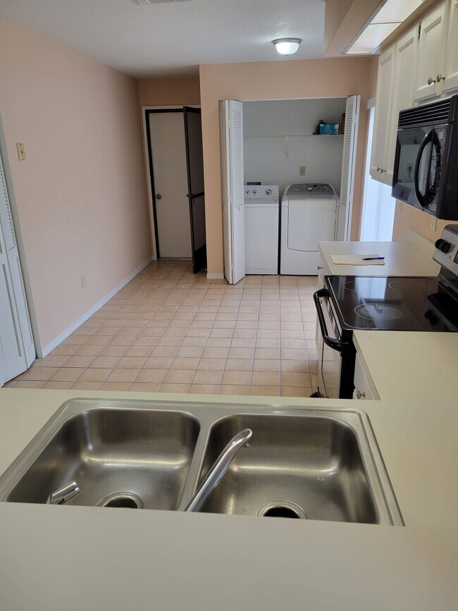 Building Photo - 11541 Pumpkin Seed Ct