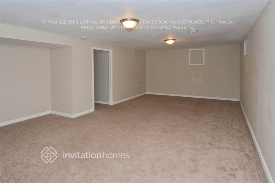 Building Photo - 1006 S Macon St