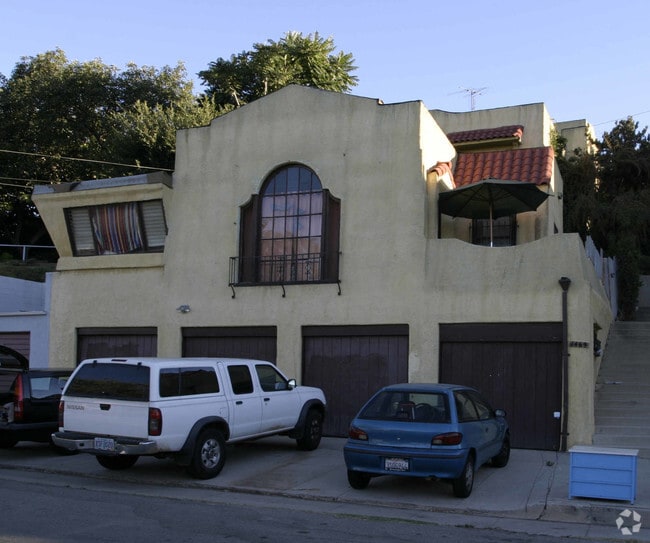 Building Photo - 1463/1469 1/2 Scott Avenue ,