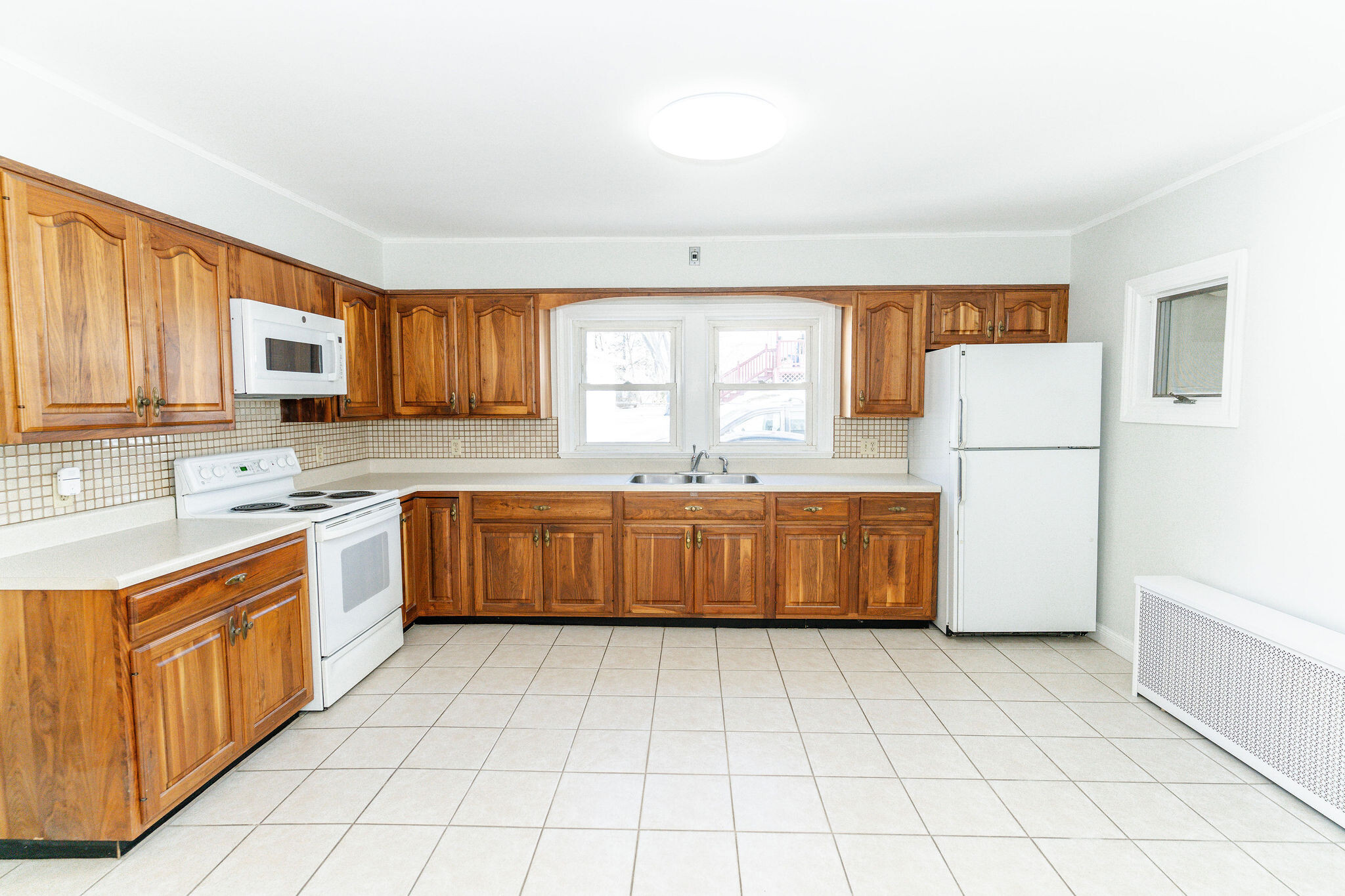 Kitchen - 28 Newman St