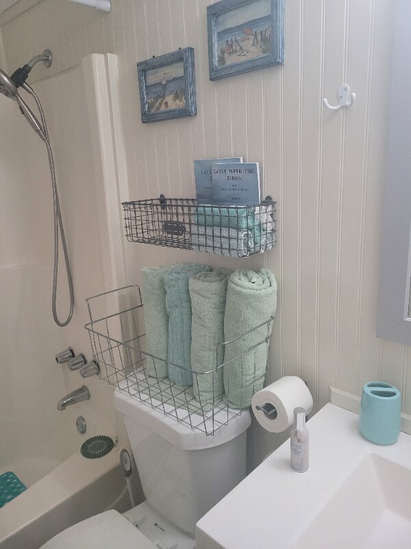 Building Photo - 308 Miracle Strip Pkwy SW