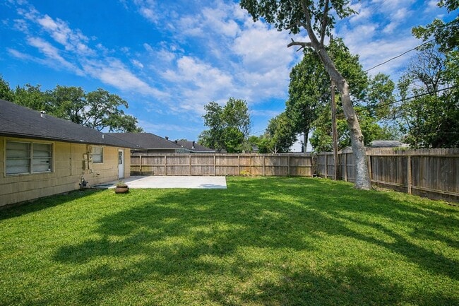 Building Photo - 5330 Windswept Ln