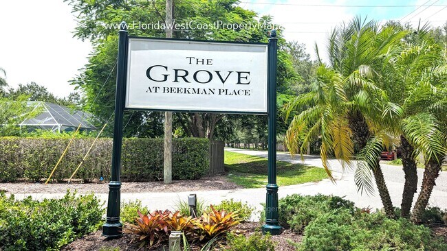 Building Photo - IMPRESSIVE 3 BEDROOM/2 BATH SARASOTA HOME! SUPER LOCATION! PET FRIENDLY!