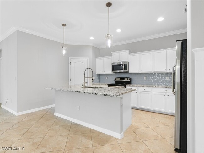 Building Photo - 21116 Bella Terra Blvd