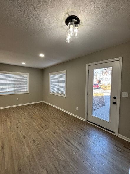 Building Photo - 501 NE 67th St