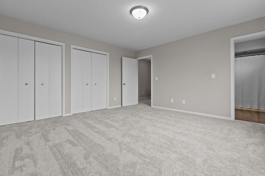 Building Photo - W6157 Aerotech Dr