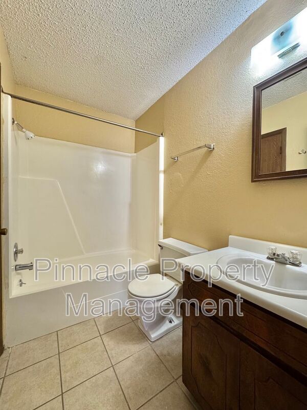 Building Photo - 3814 Wild Rye Trail