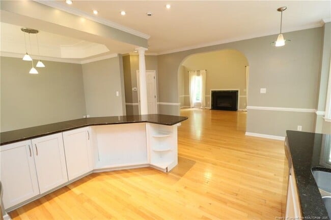 Building Photo - 109 Candy Apple Ct