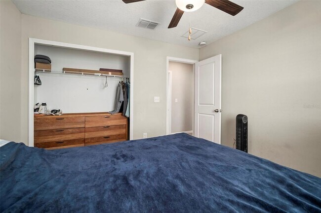 Building Photo - 5430 Blue Azure Dr