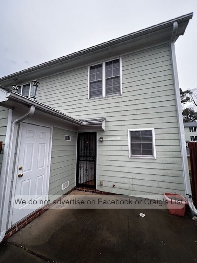 Building Photo - Olde Towne Village- Cityview Lane