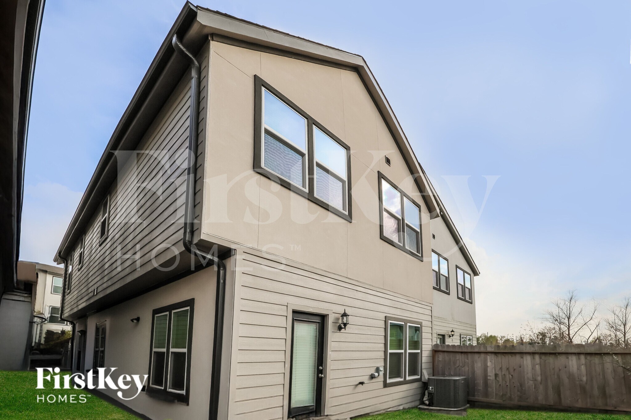 Building Photo - 18338 W Centro Cir